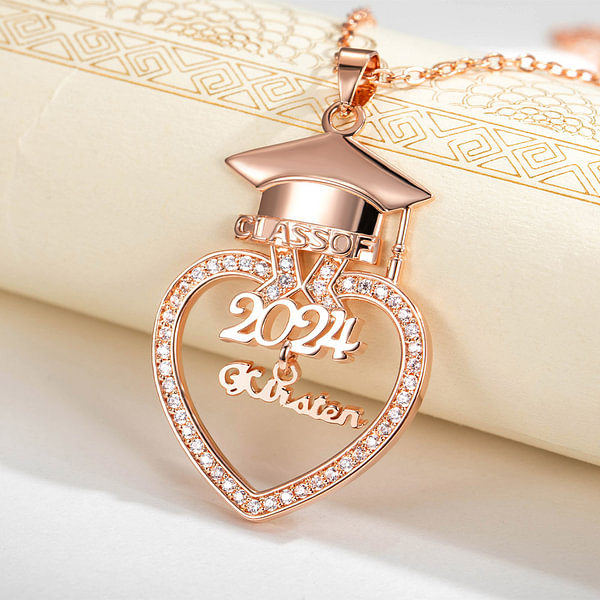 Personalized Graduation Cap Heart Zircon Necklace with Name for Class of 2024 Graduation Gift for Her