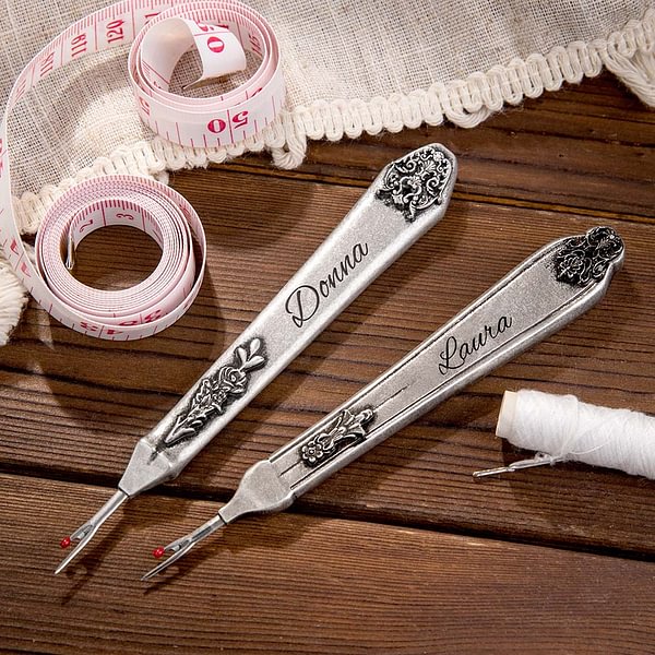 Personalized Vintage Flora Pattern Name Seam Ripper Tools for Sewing Crafting Thread Removing