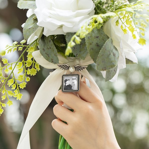 Personalized Lapel Pin Brooch with Photo for Bride Bridegroom Wedding Memorial