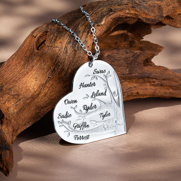 Personalized Heart Family Tree Necklace with Engraved Kid Name Mother's Day Birthday Gift for Grandma Mom